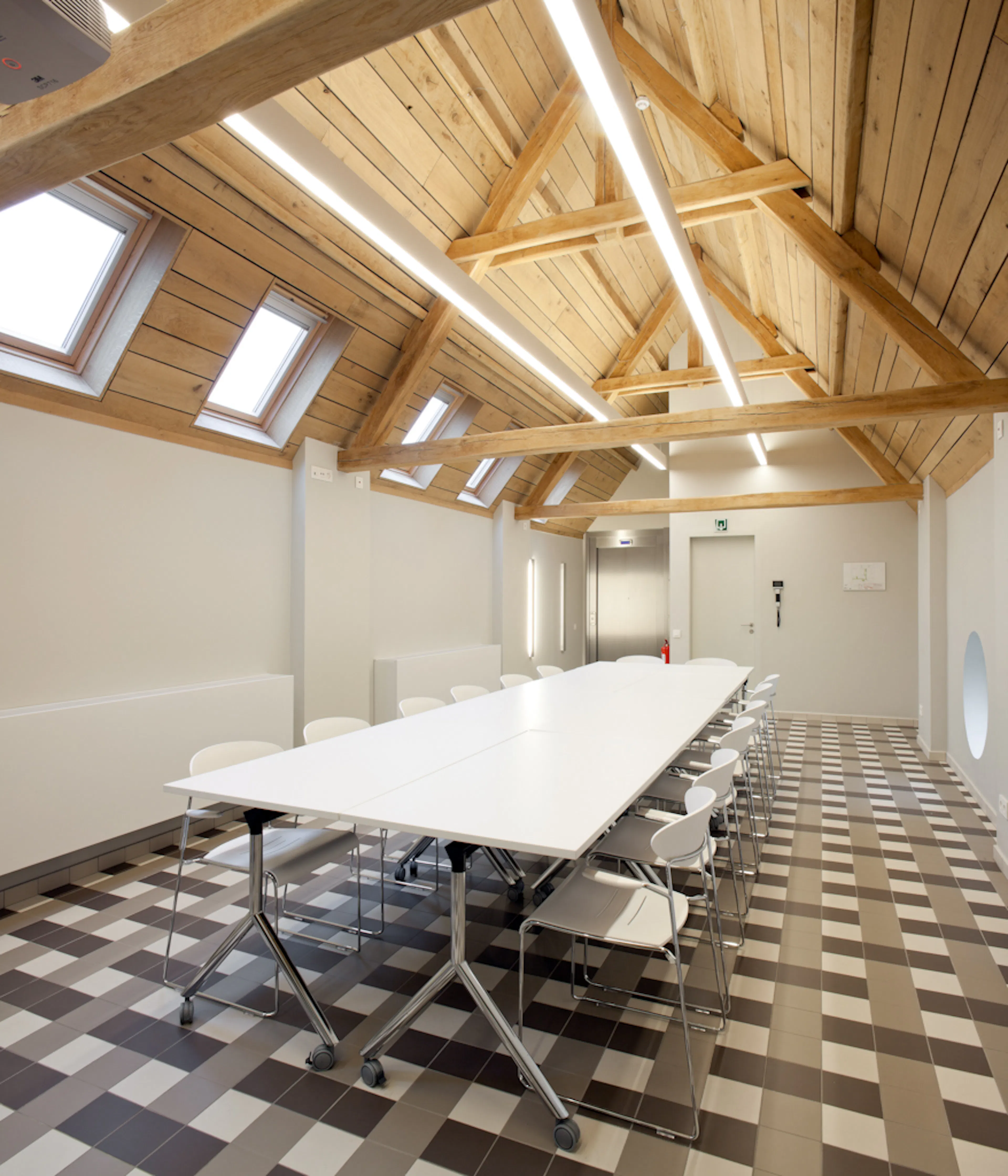 The Town Hall of Harelbeke — 3