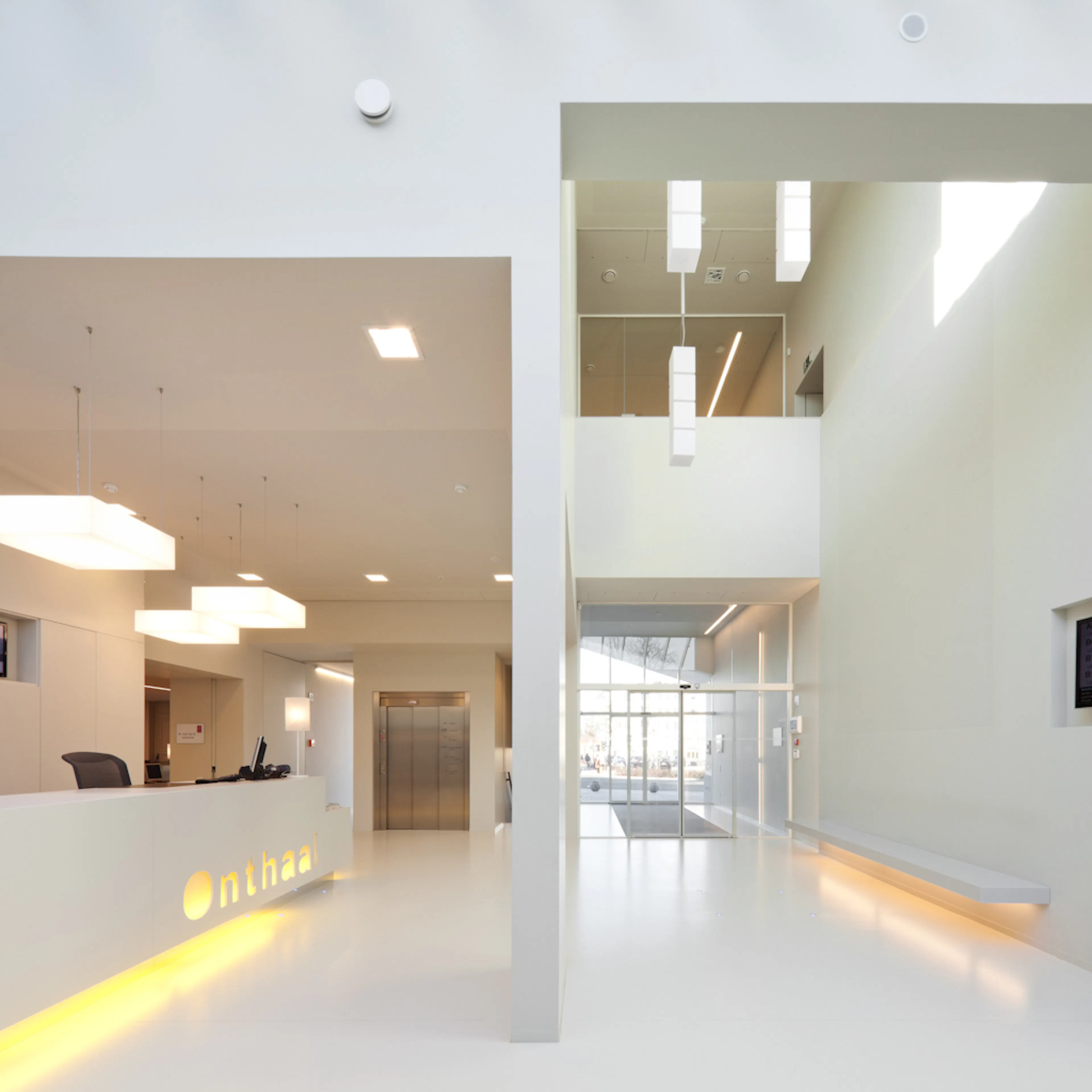 The Town Hall of Harelbeke — 4