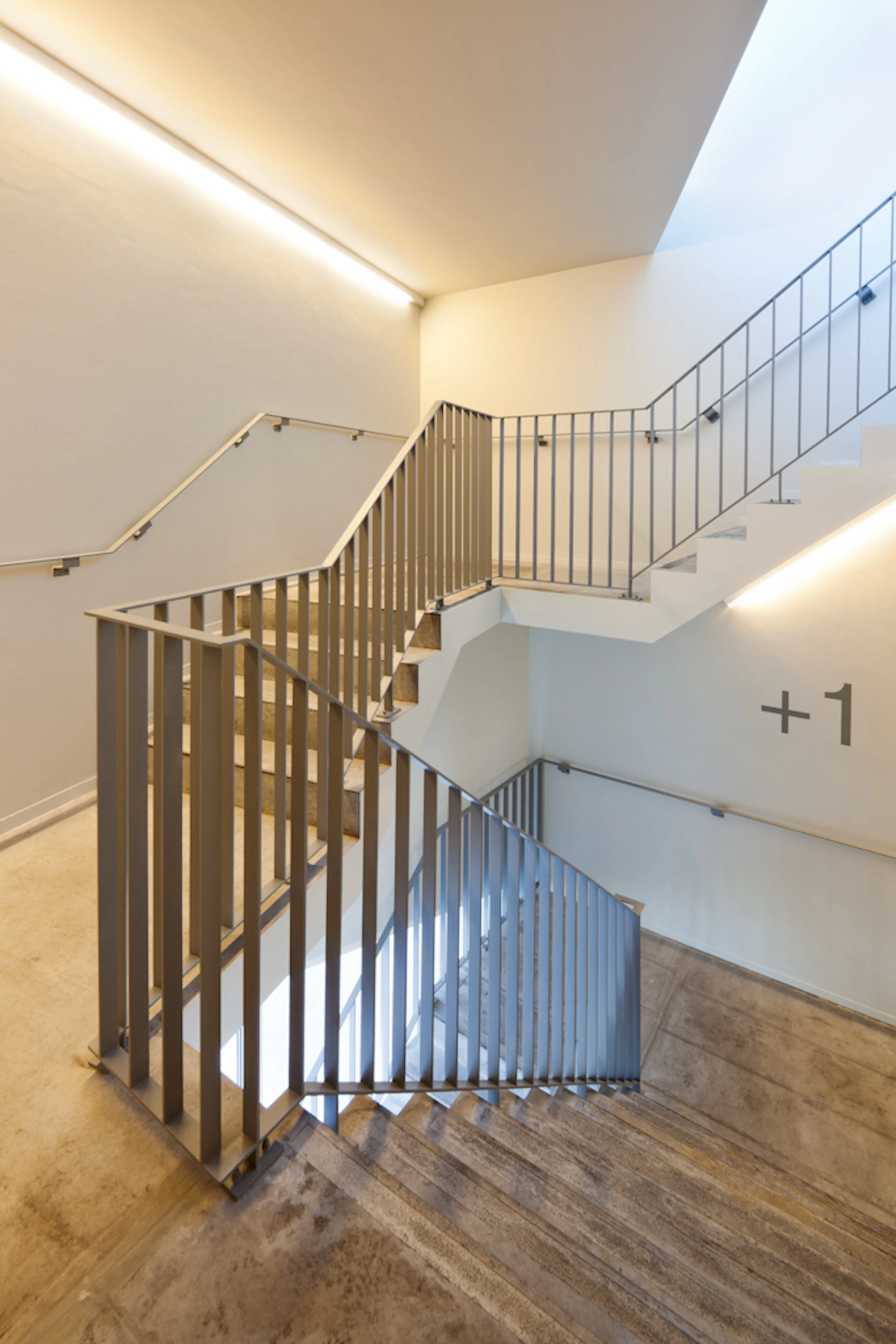 The Town Hall of Harelbeke — 6