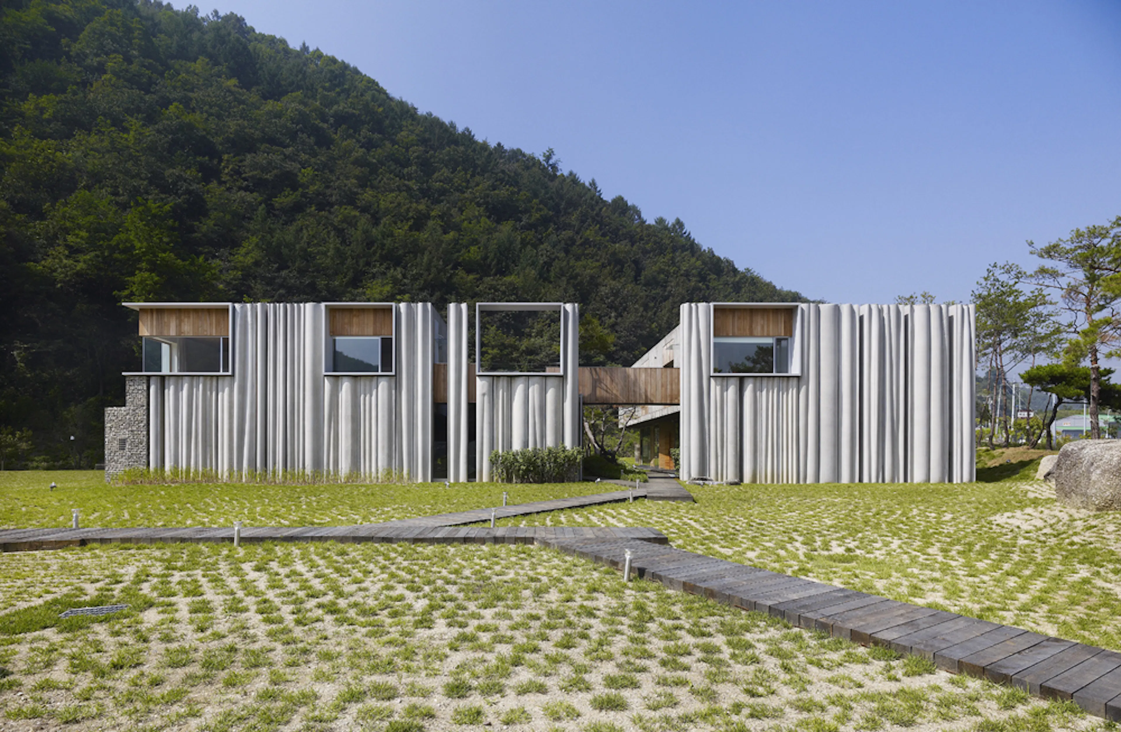Namhae Southcape Linear Suite Hotel — 1