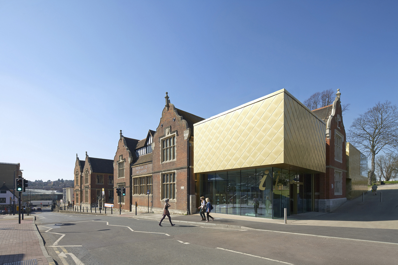 © Hugh Broughton Architects