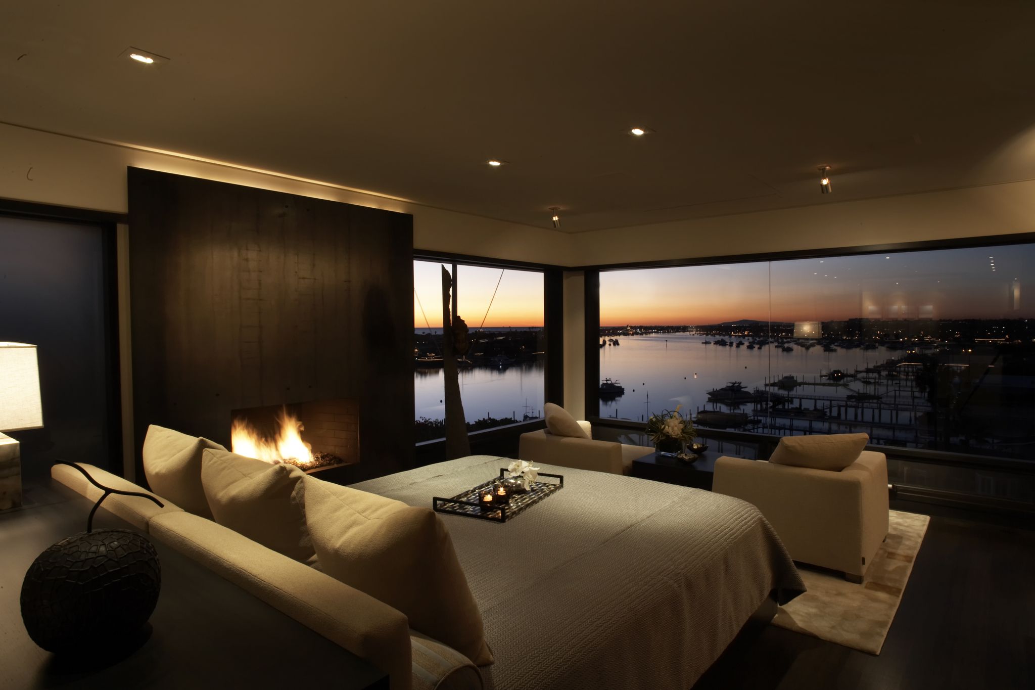 Дизайн комнат виды. Красивая комната. Красивая квартира. Спальня с красивым видом. Спальня с панорамным видом.