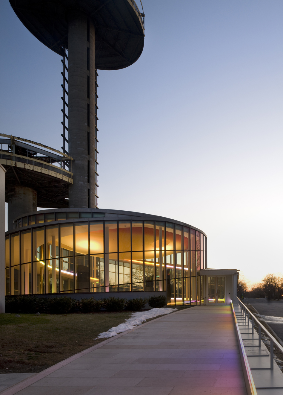 © Caples Jefferson Architects