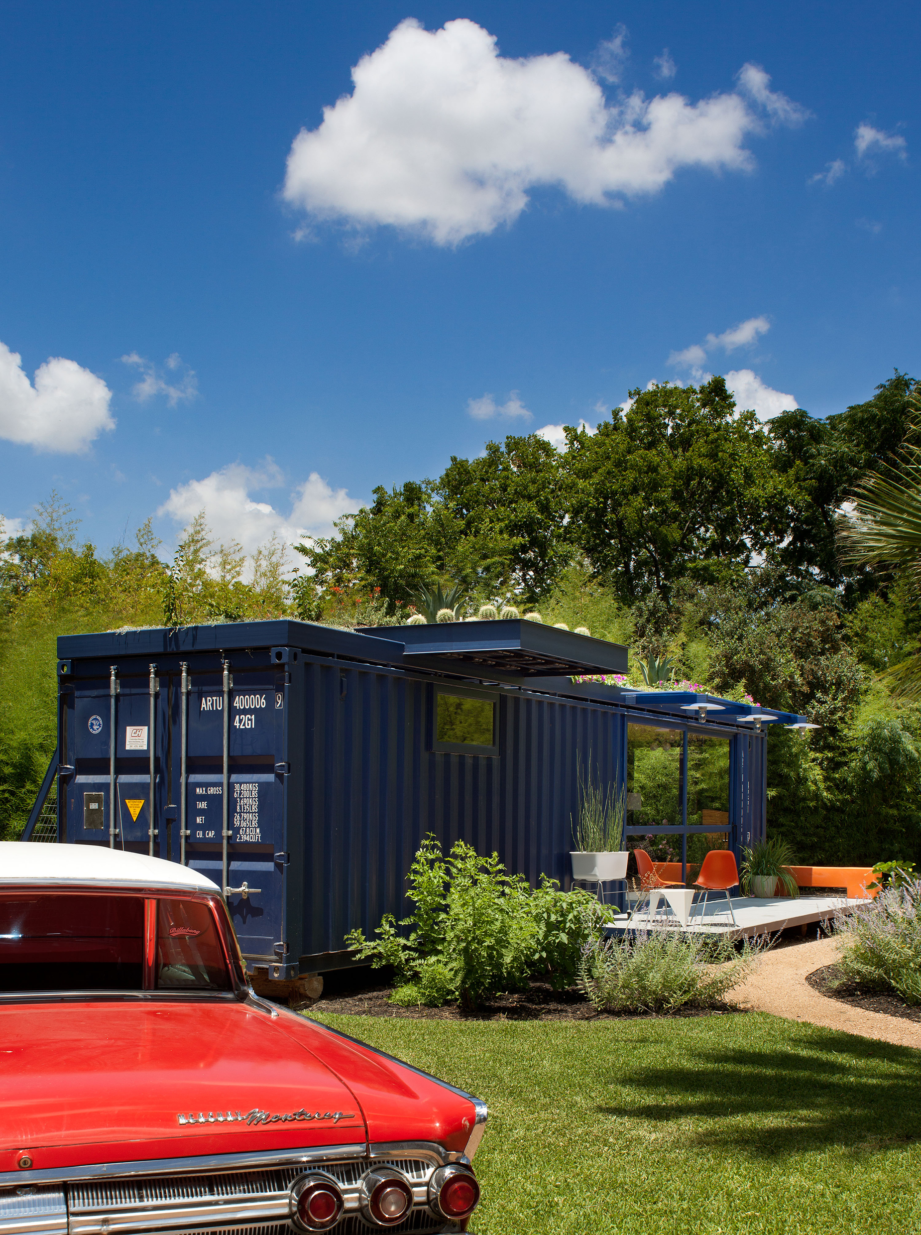 Container Guest House by poteet architects, lp - Architizer
