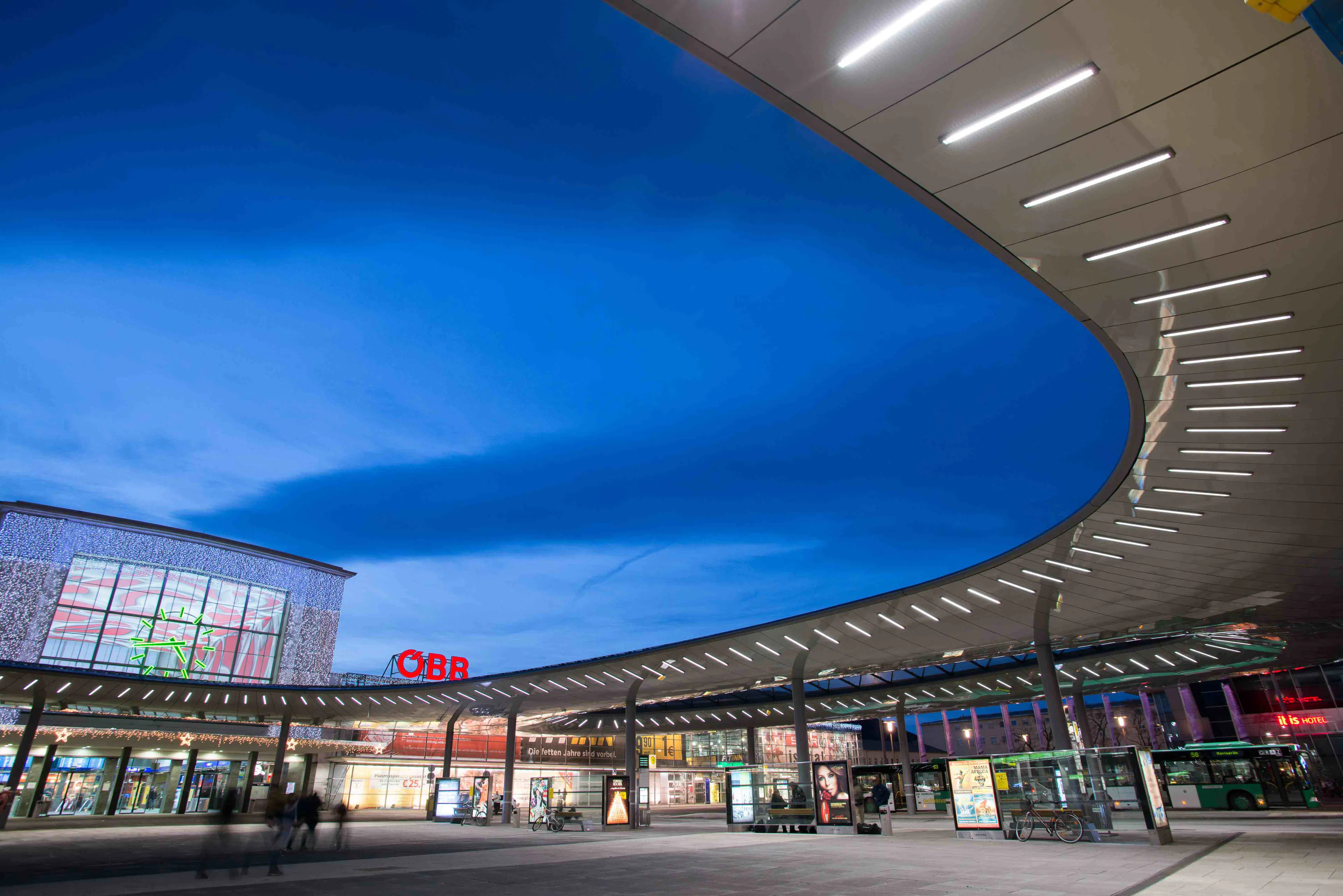 Graz Main Station Local Transport Hub — 2