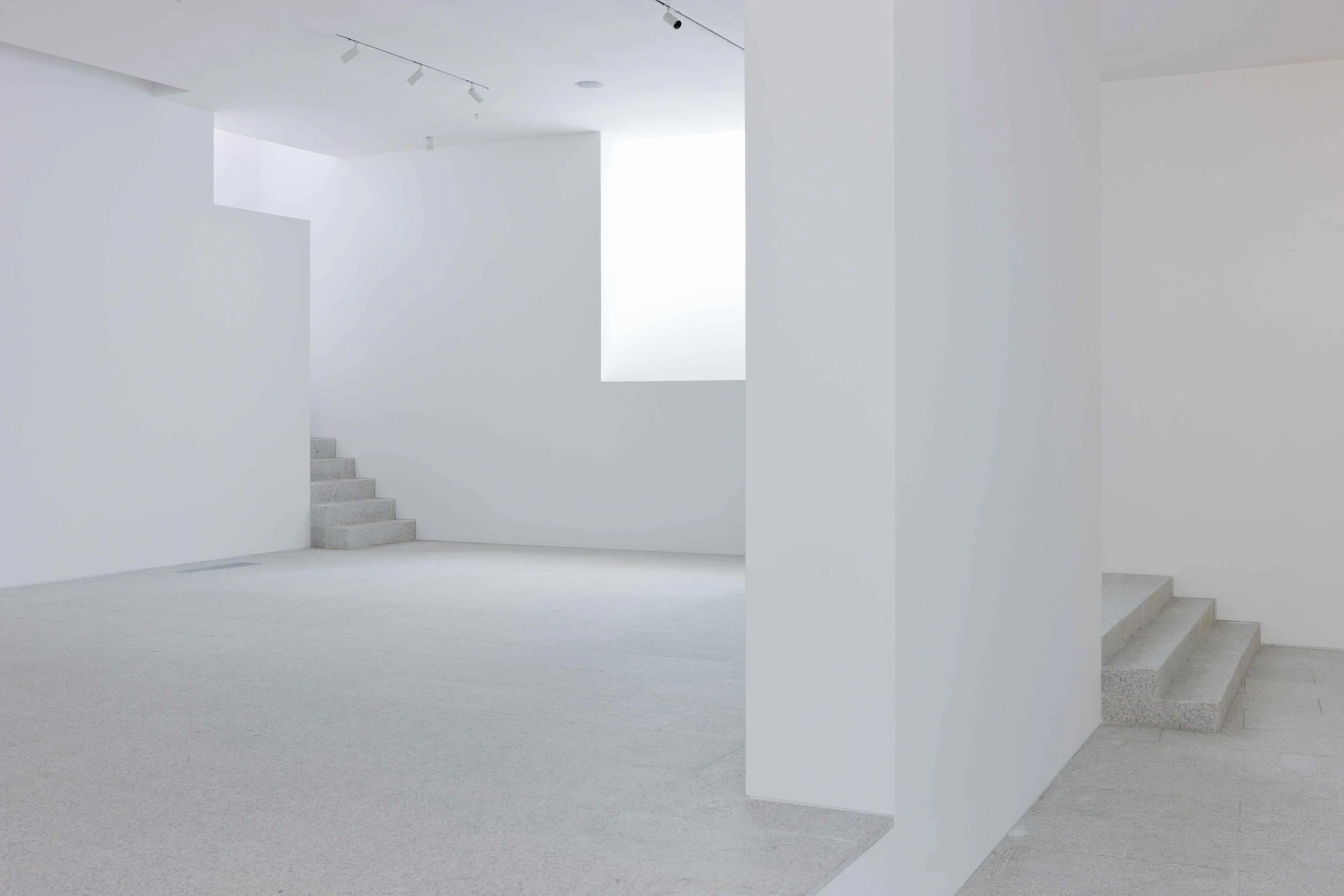 Daeyang Gallery and House — 2