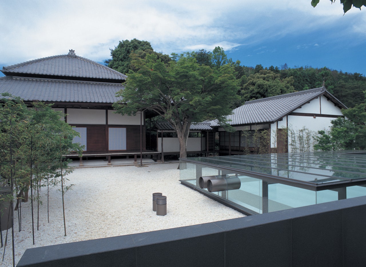© Takashi Yamaguchi & Associates