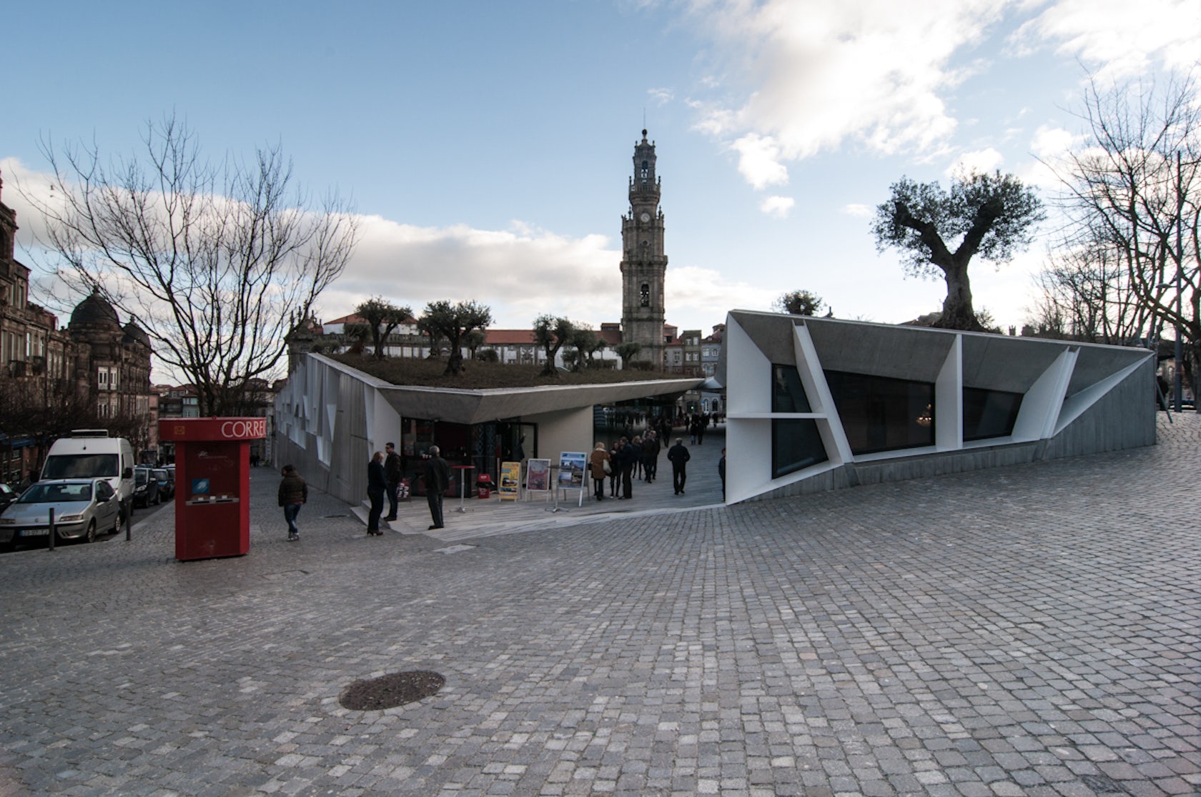 Praça de Lisboa - Architizer