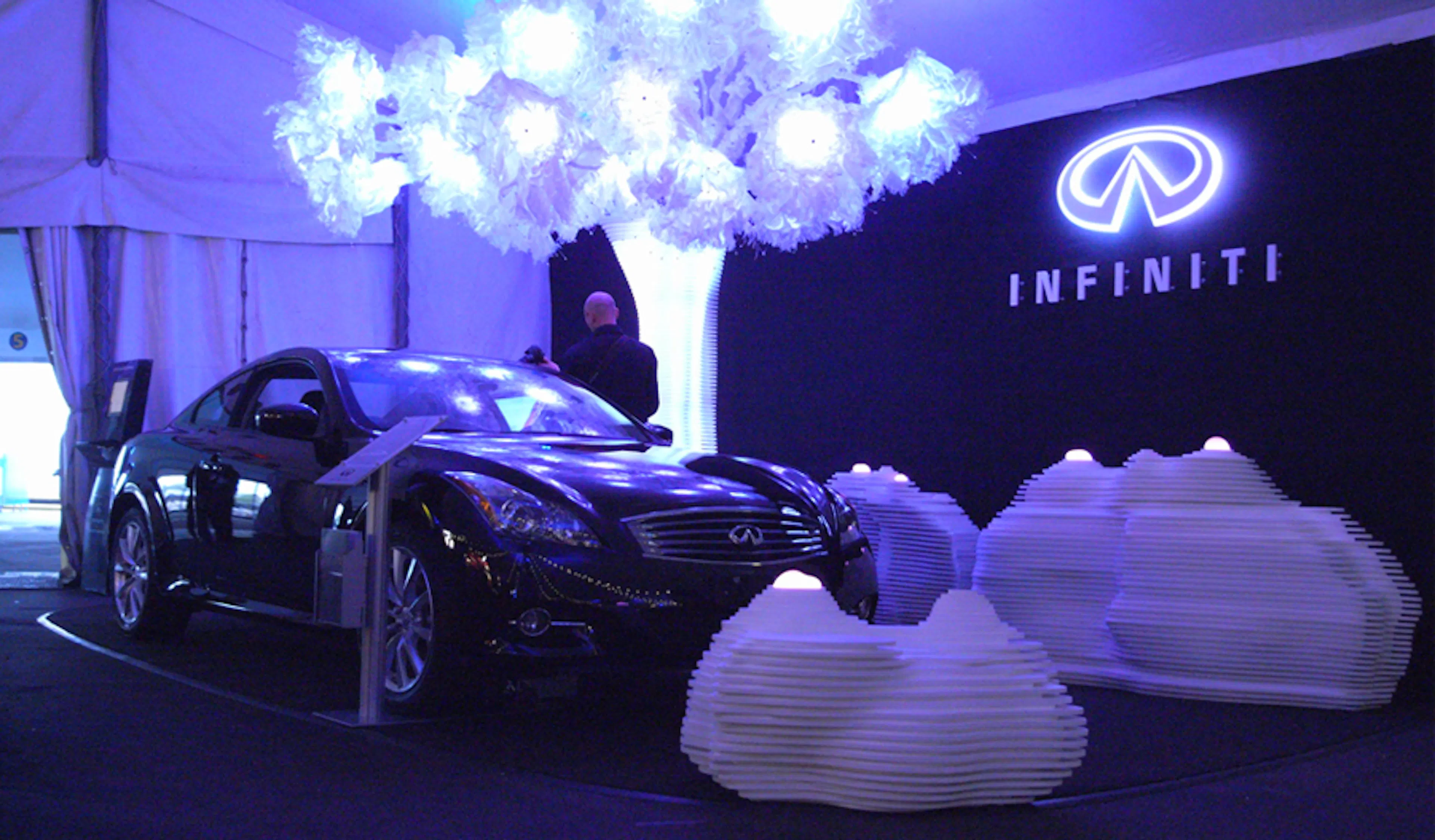 Triangle of the Squinches - a Collaborative Ballet — 15