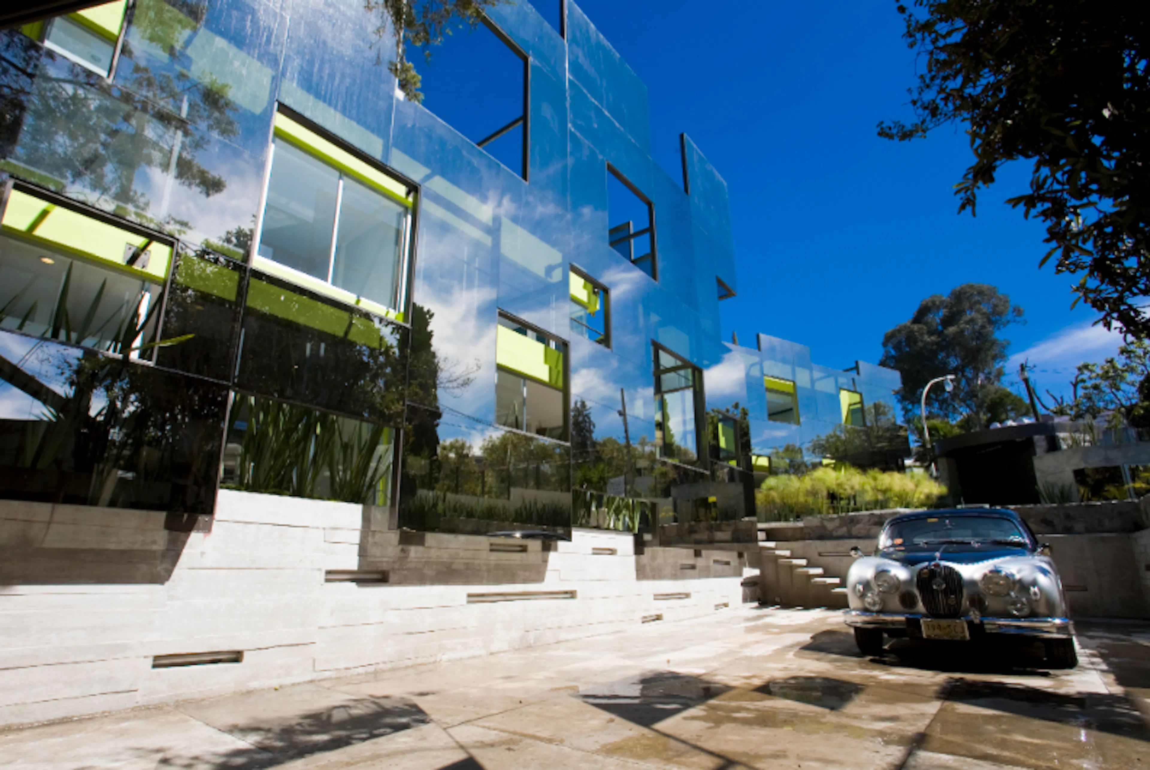 Trevox Apartments — 3