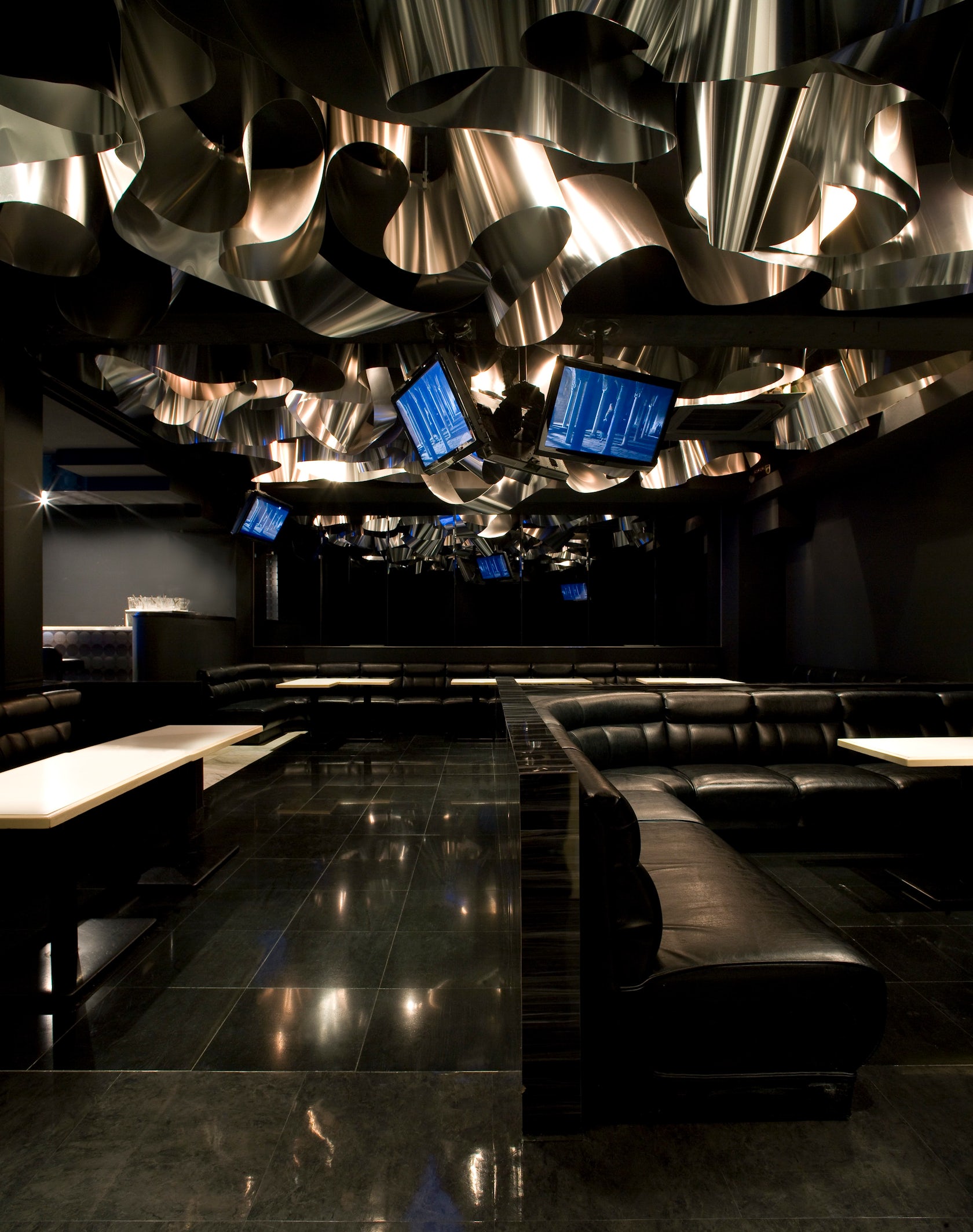 photo: Tetsu Hiraga - © MORIYUKI OCHIAI ARCHITECTS