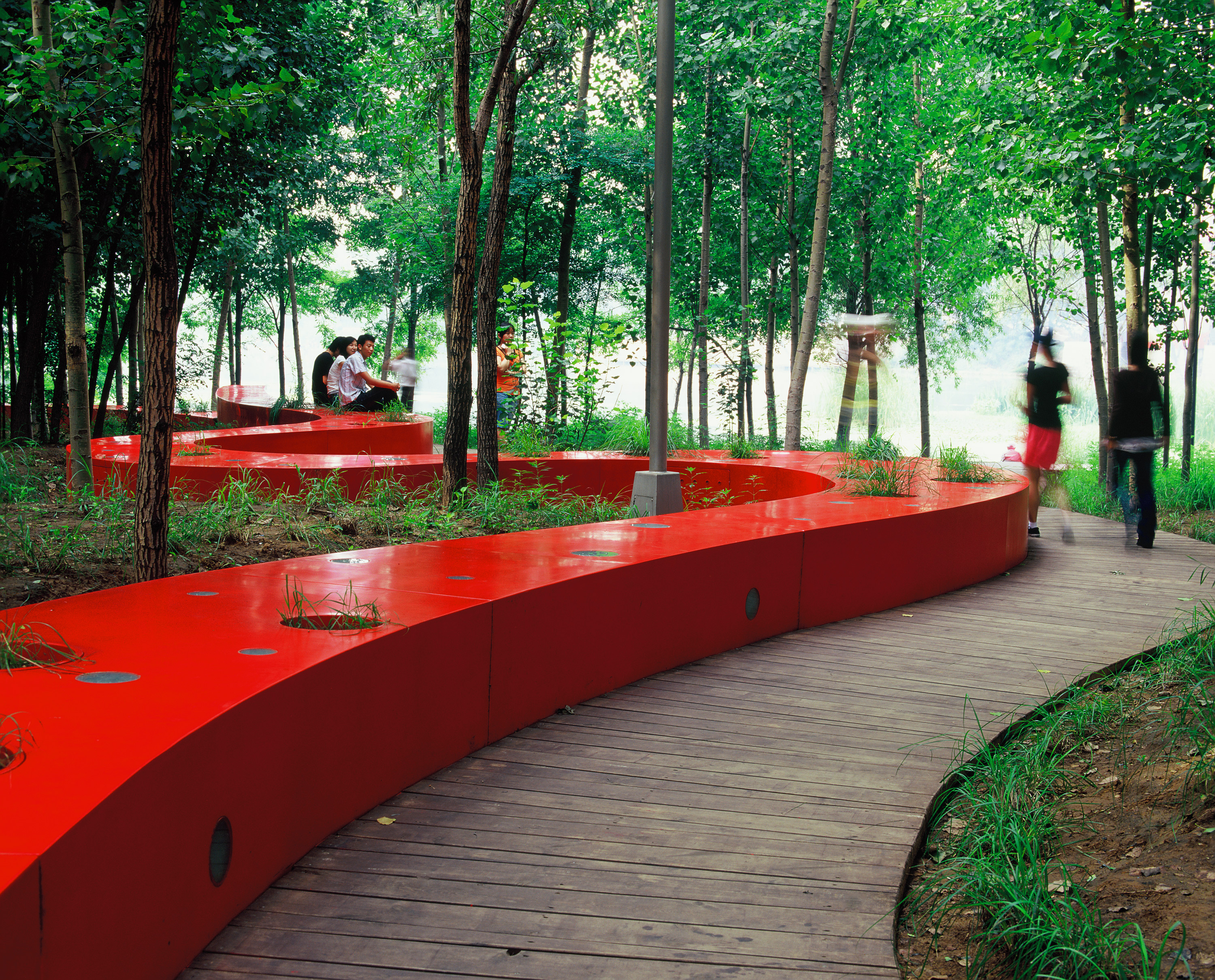 Общественная зона отдыха. Turenscape парк. Red ribbon парк в Китае. Tanghe River Park. Ландшафт Парковая зона лавочки.