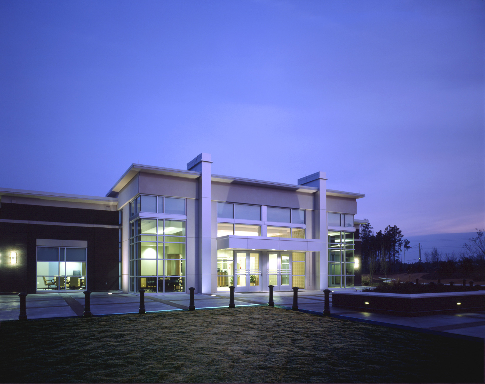 Transmission Operations Center by Pieper O'Brien Herr Architects