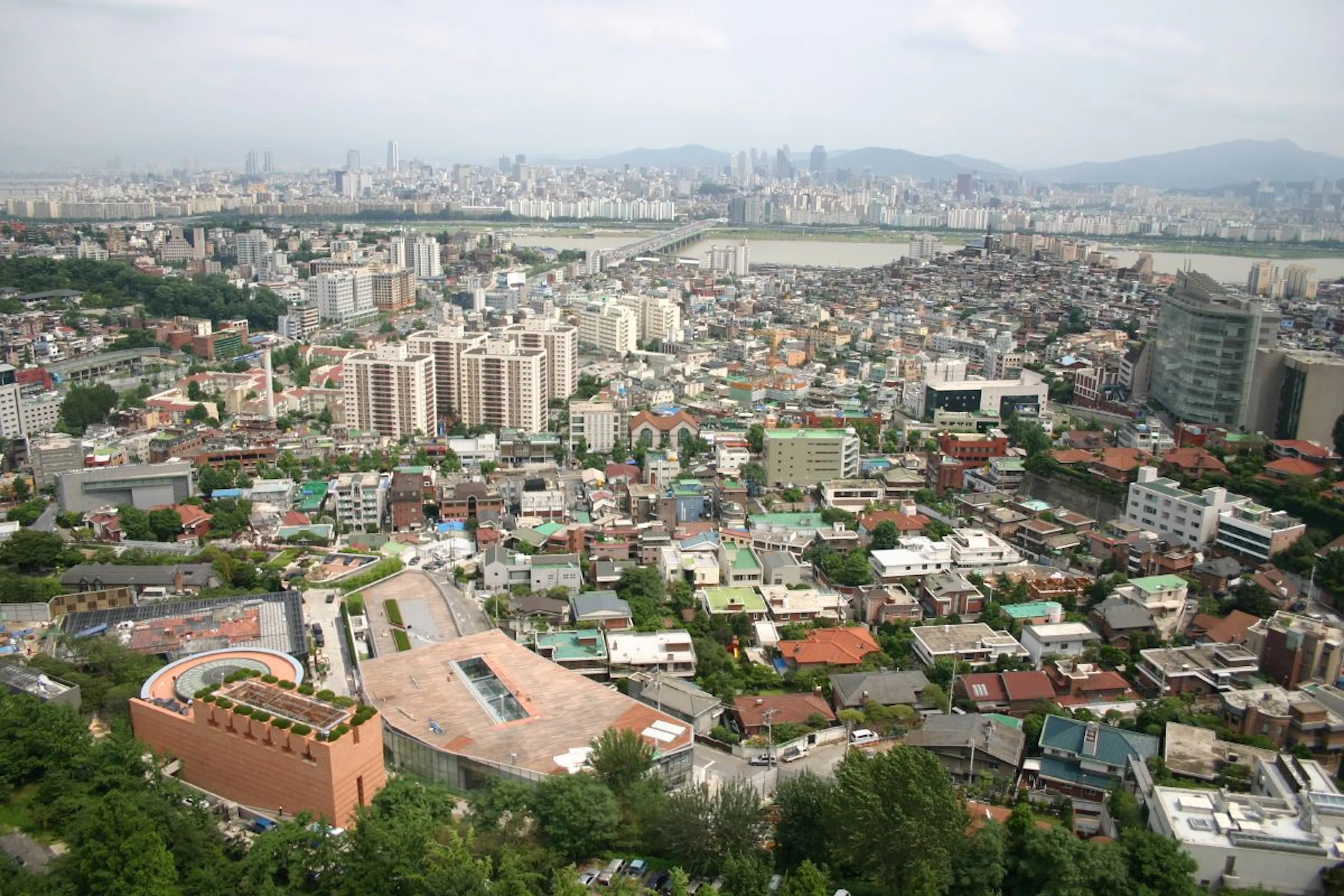 L'Observatoire International — 11