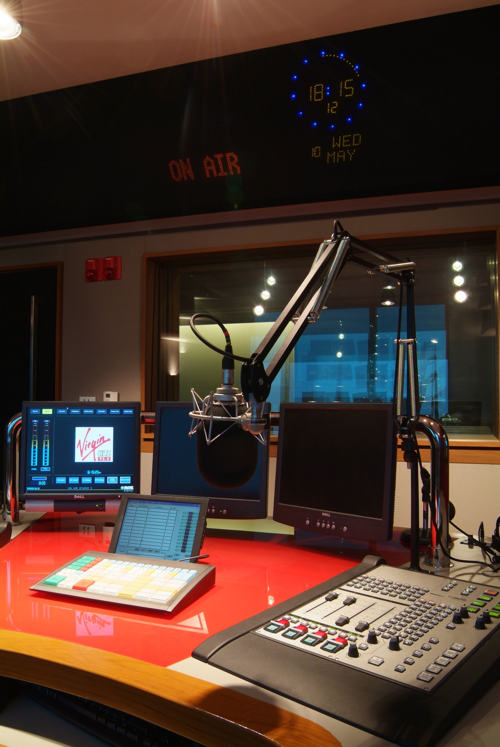 Virgin Radio Station by WGC International (Audiovisual, Lighting and