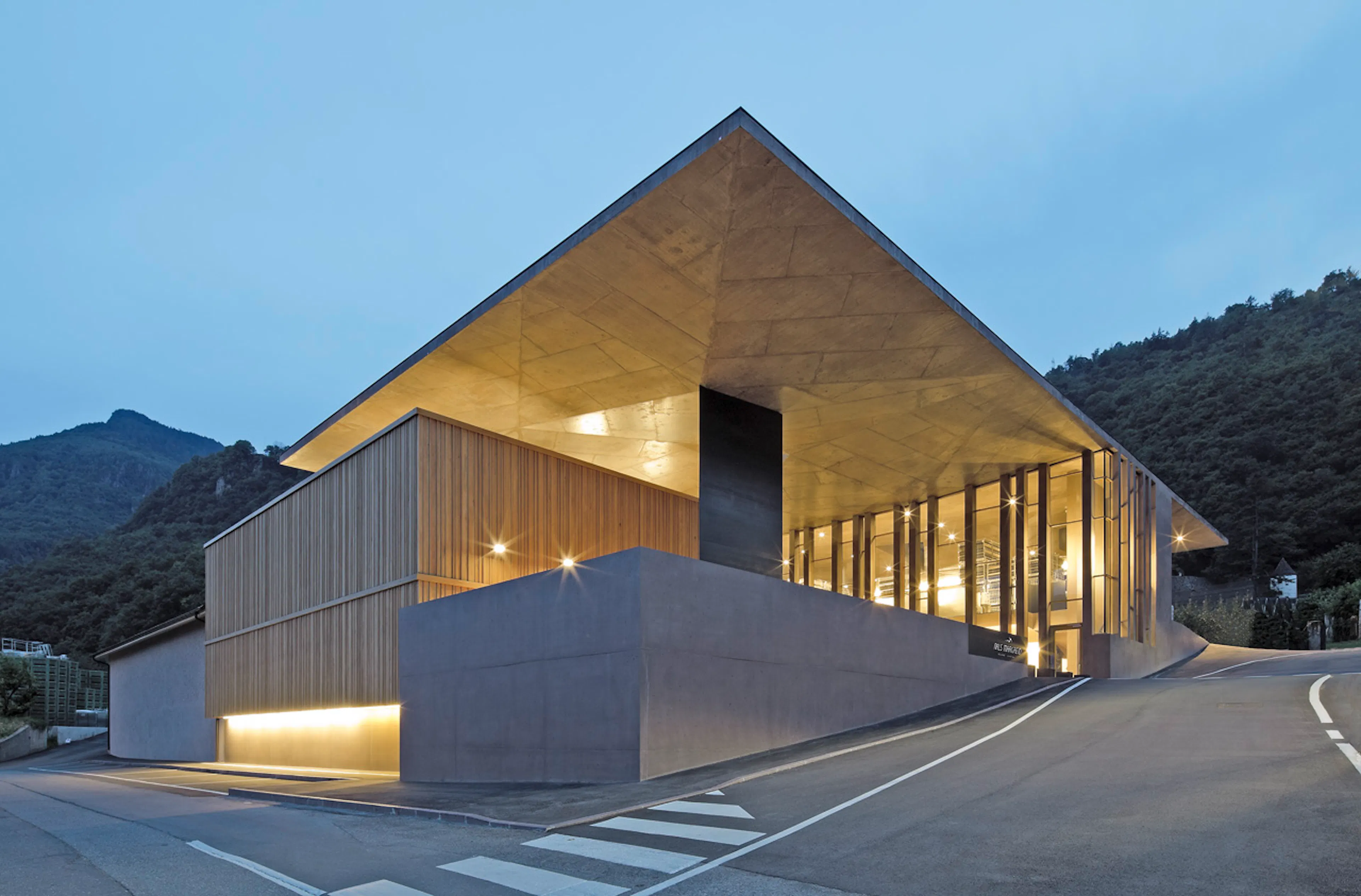 Nals-Margreid Winery