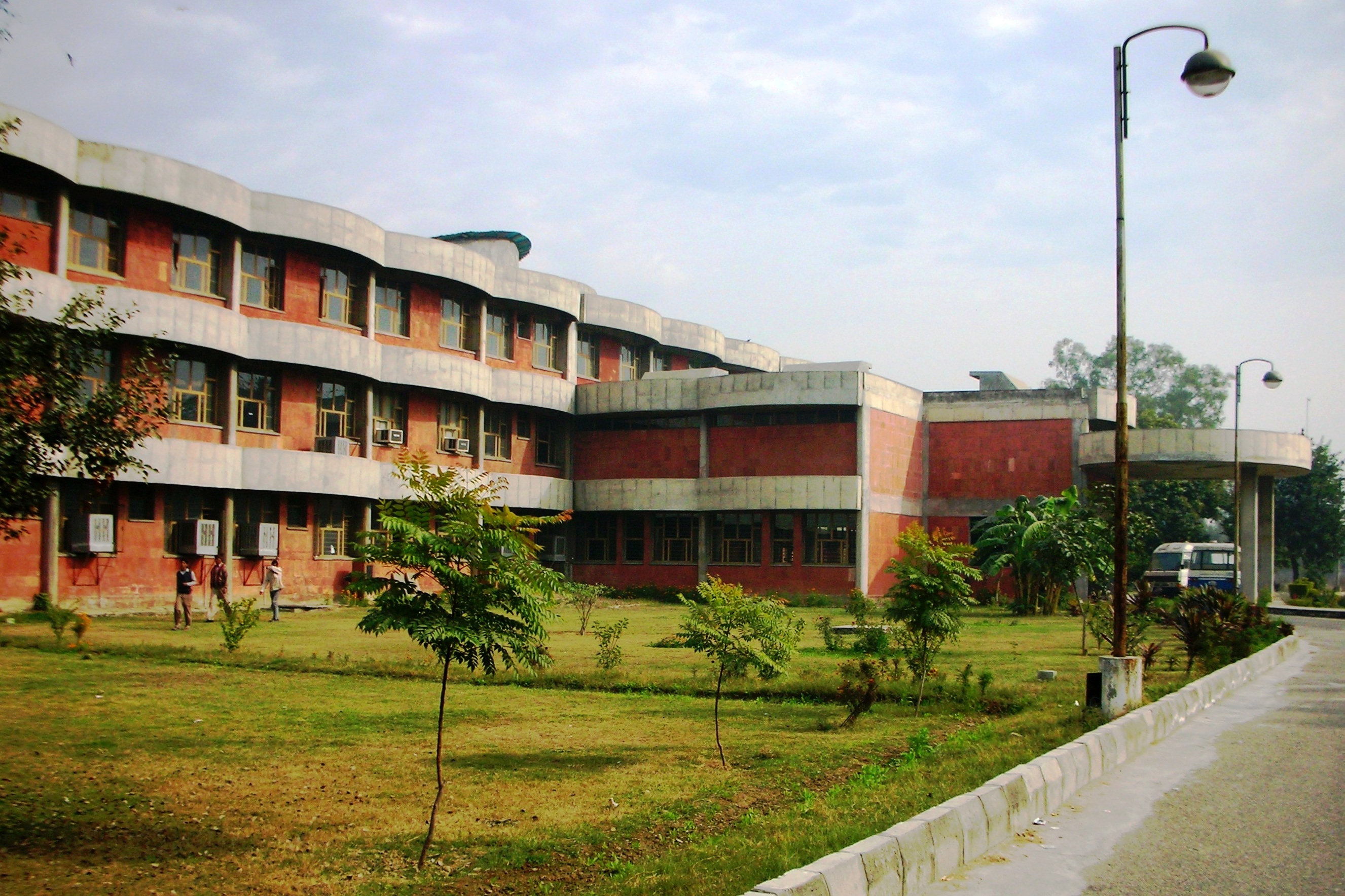 VIDYA SAGAR INSTITUTE OF MENTAL HEALTH, AMRITSAR Architizer