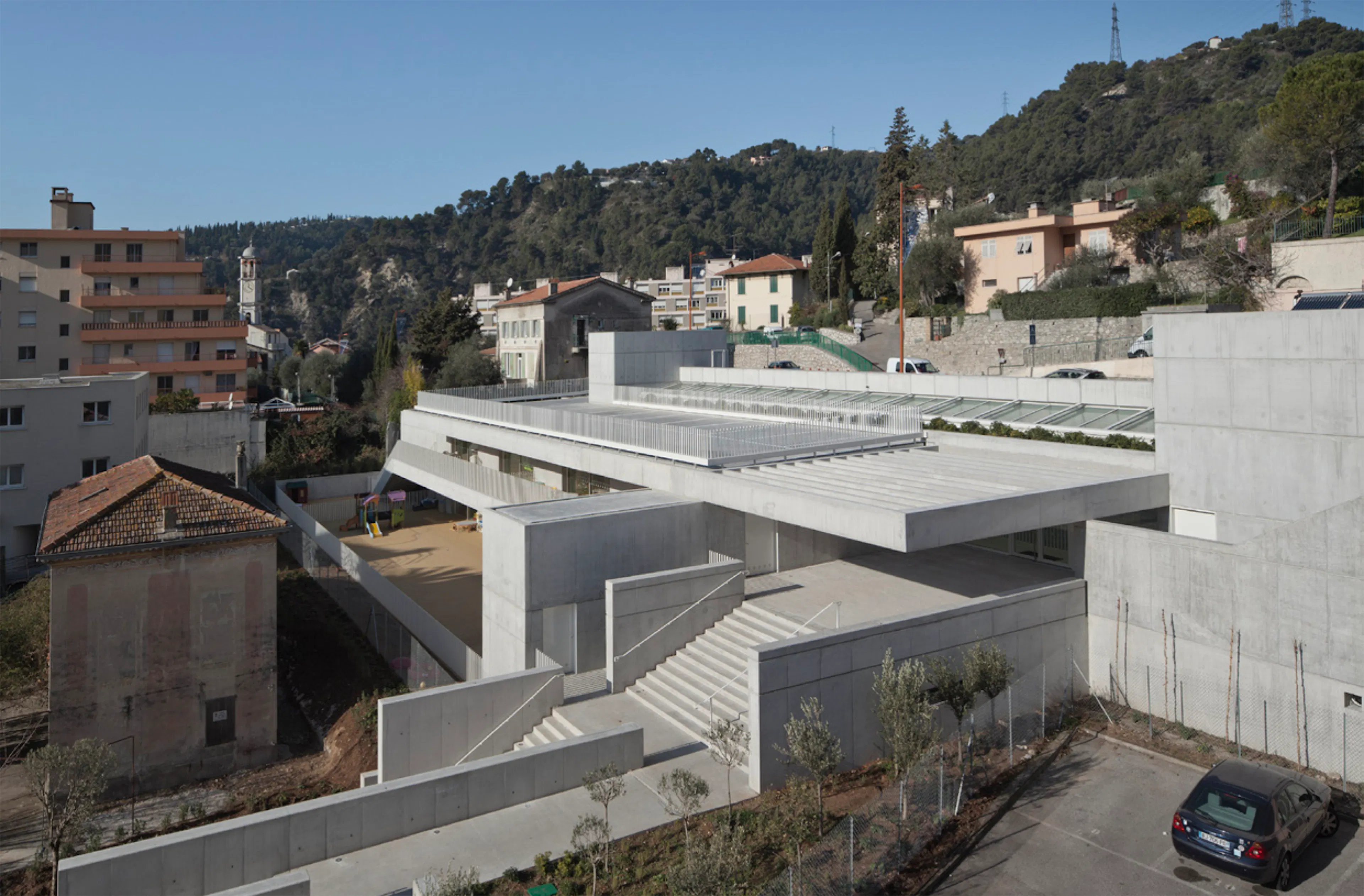 Ariane Futsal Sports Complex' — 1