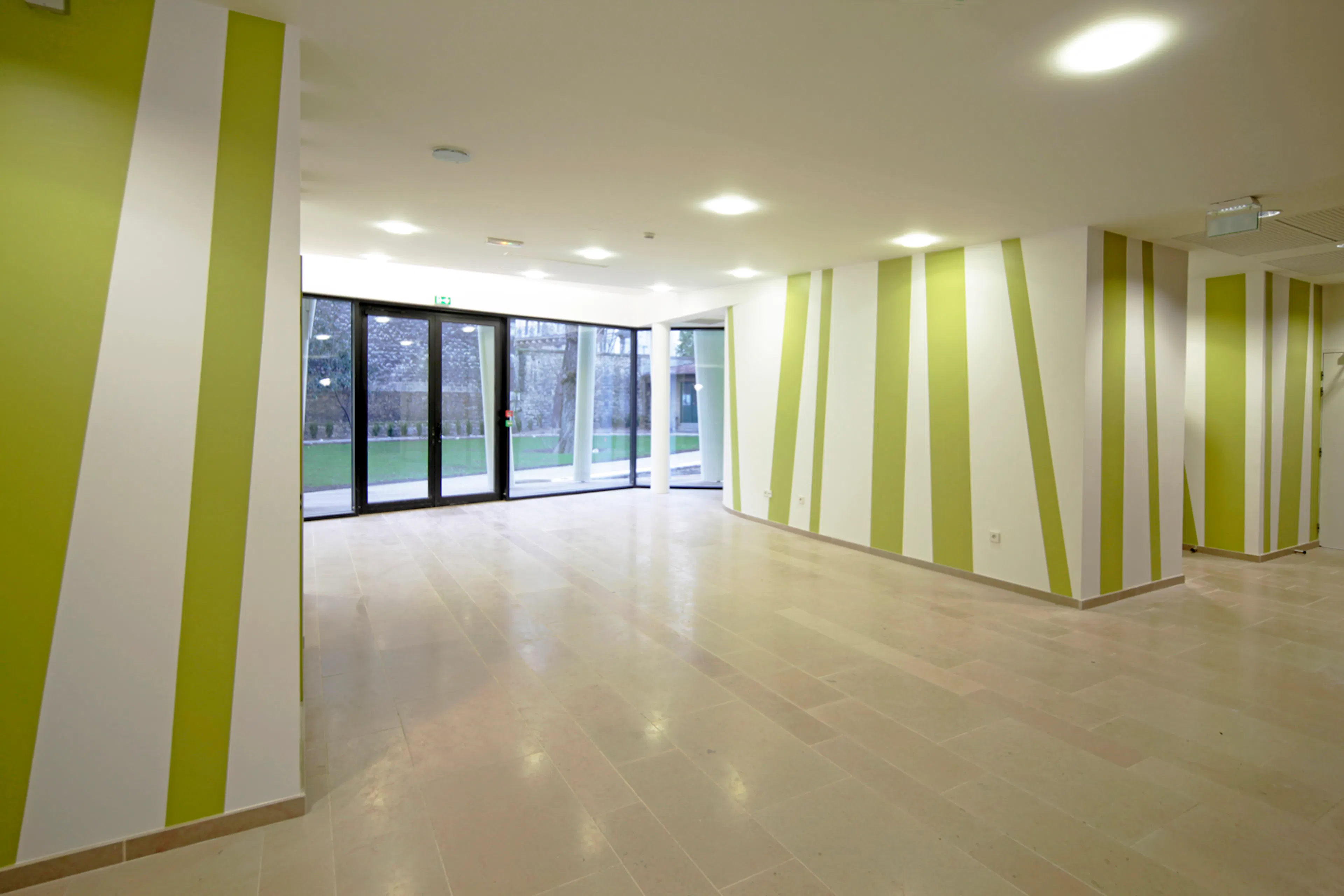 EXPERIMENTAL ALZHEIMER NURSING HOME IN PARIS — 2