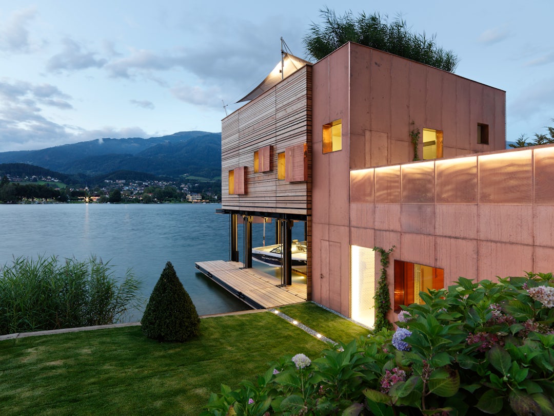 Open Up: 8 Dynamic Wood Façades Built With Kinetic Cladding ...