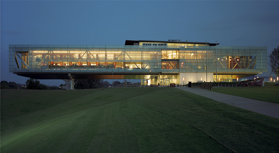 © Cline Bettridge Bernstein Lighting Design