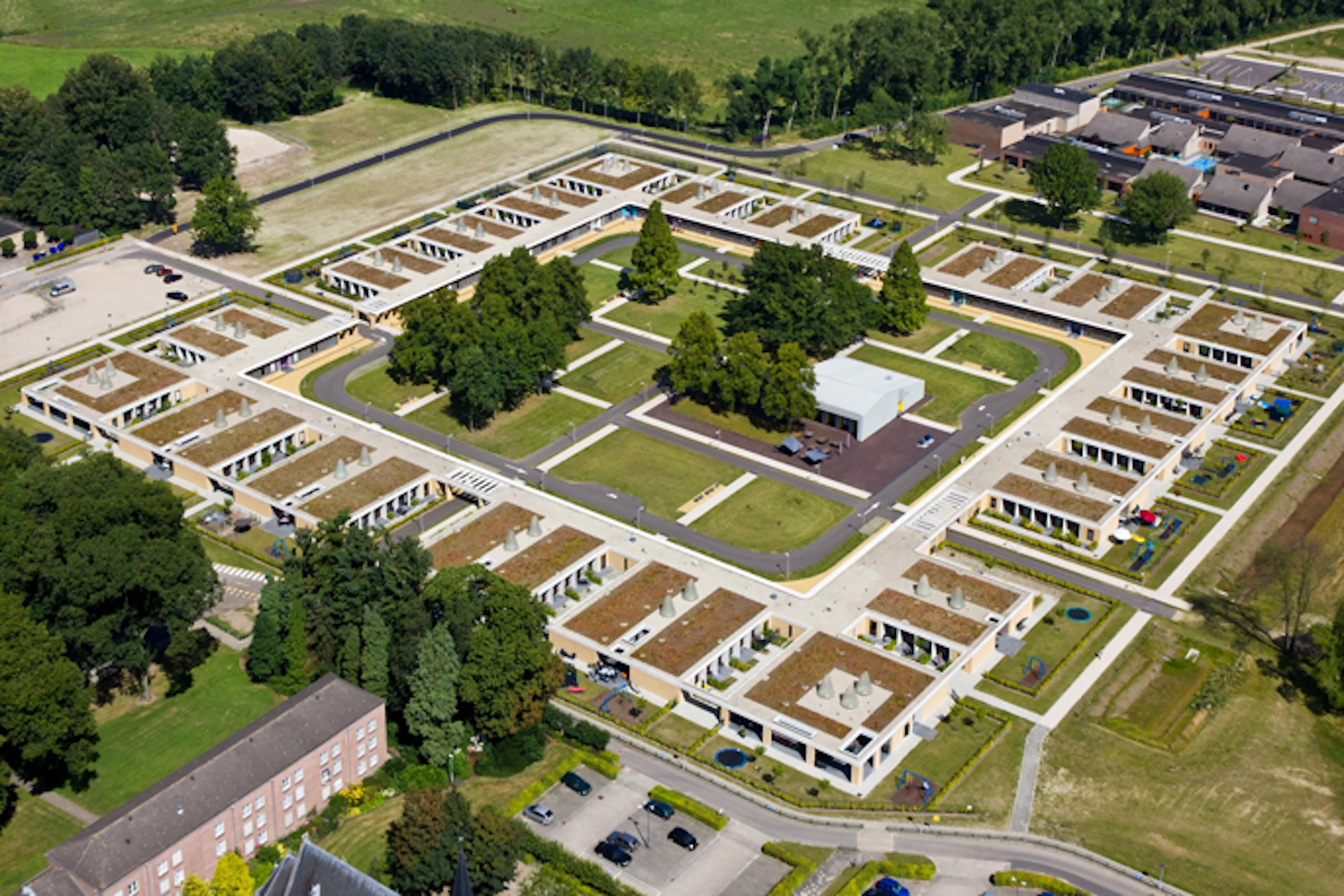 The World’s Biggest Bicycle Parking — 1