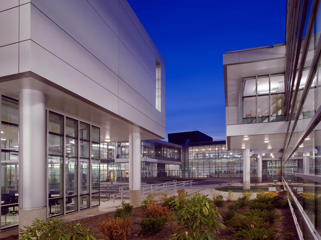 Watha T. Daniel/Shaw Neighborhood Library by Davis Brody Bond LLP ...